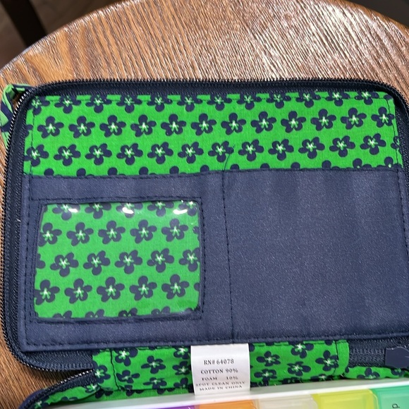 Quilted travel pill organizer. - Picture 3 of 4